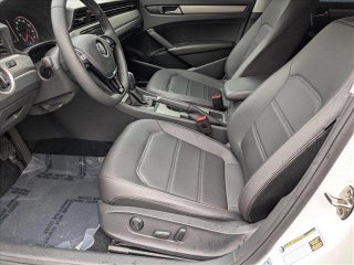 2022 Volkswagen Passat thumbnail – Hialeah, FL – 15