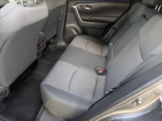 2019 Toyota RAV4 thumbnail – Pembroke Pines, FL – 38