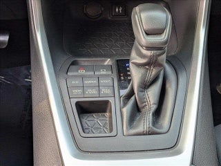 2019 Toyota RAV4 thumbnail – Pembroke Pines, FL – 31