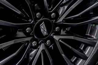 2025 Cadillac Escalade thumbnail – Pompano Beach, FL – 32