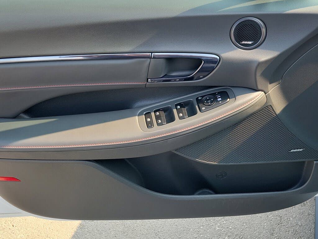 Image of 2022 Hyundai SONATA