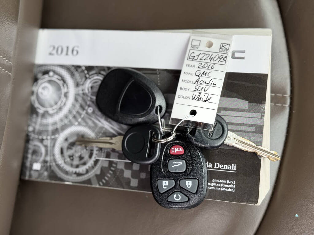 Image of 2016 GMC Acadia