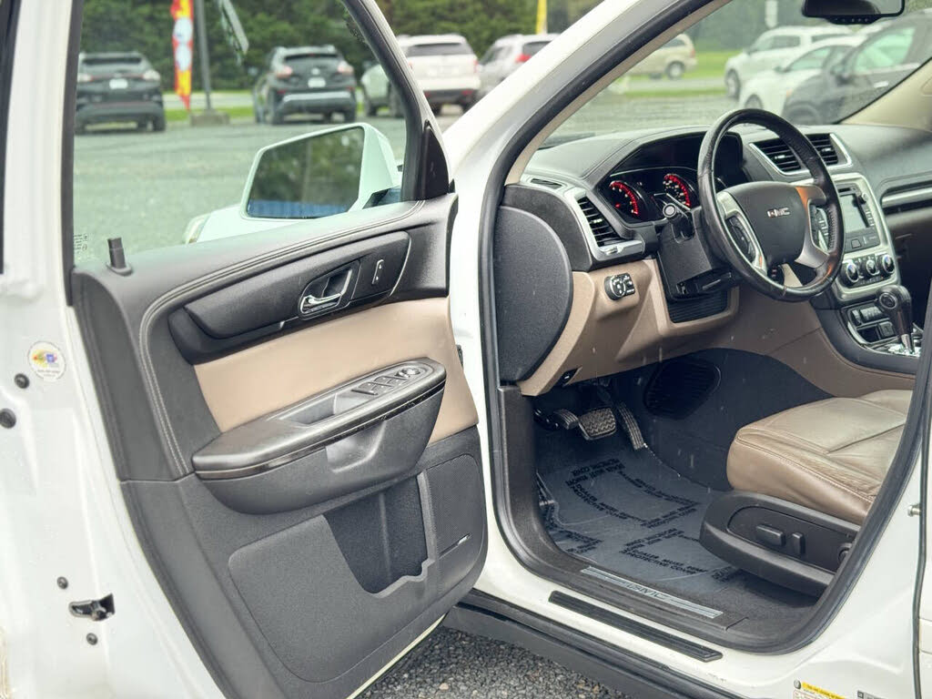 Image of 2016 GMC Acadia