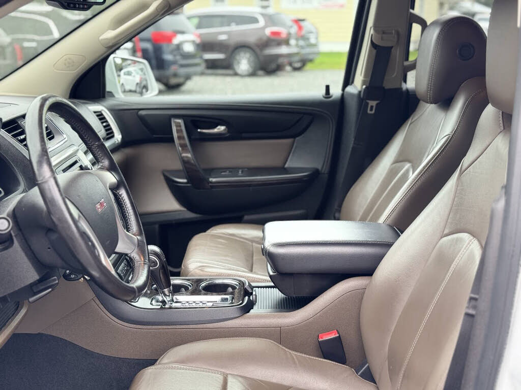 Image of 2016 GMC Acadia