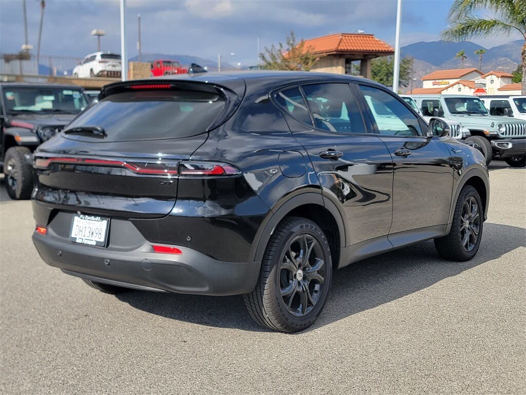 Image of 2023 Dodge Hornet