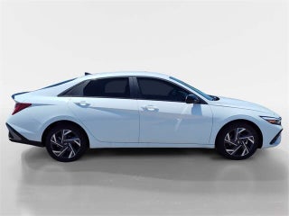 Hyundai Elantra Hybrid