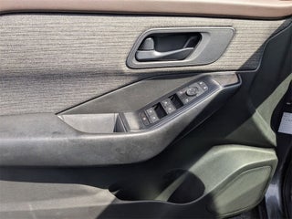 2023 Nissan Rogue thumbnail – Pompano Beach, FL – 14