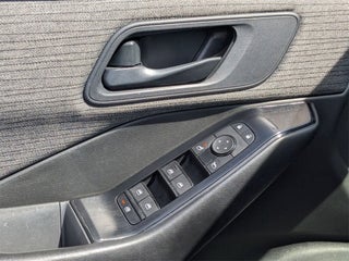 2023 Nissan Rogue thumbnail – Pompano Beach, FL – 15