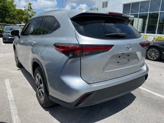 2022 Toyota Highlander thumbnail – Delray Beach, FL – 4