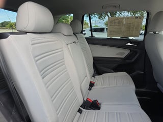 2022 Volkswagen Tiguan thumbnail – Fort Lauderdale, FL – 63