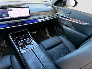 2024 BMW 7 Series thumbnail – Pompano Beach, FL – 43