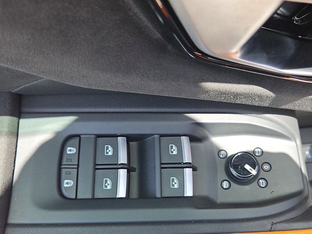 2021 Lamborghini Urus Base
                                    for sale in Miami, FL – photo 23