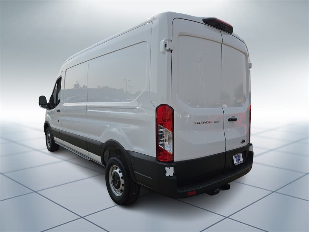 Ford Transit Cargo