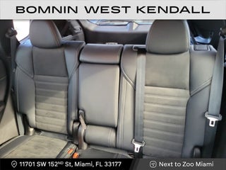2024 Mitsubishi Outlander thumbnail – Miami, FL – 9
