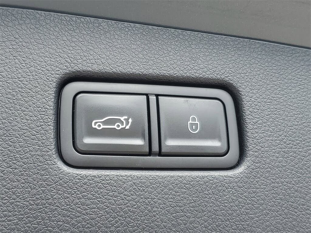 2023 Genesis GV70 2.5T Standard
                                    for sale in Miami, FL – photo 8