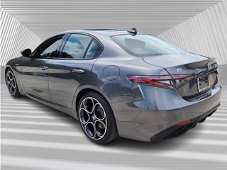 2024 Alfa Romeo Giulia thumbnail – Fort Lauderdale, FL – 11