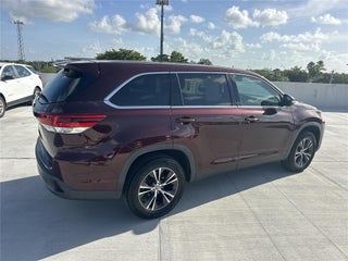 2019 Toyota Highlander thumbnail – Palmetto Bay, FL – 22