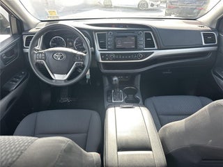 2019 Toyota Highlander thumbnail – Palmetto Bay, FL – 35