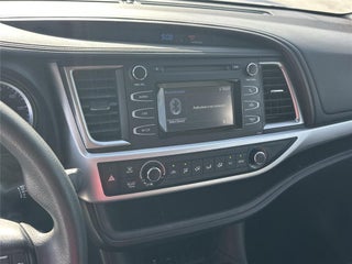 2019 Toyota Highlander thumbnail – Palmetto Bay, FL – 32