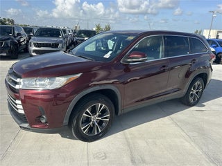 2019 Toyota Highlander thumbnail – Palmetto Bay, FL – 19