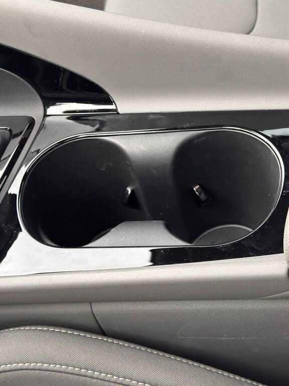 Image of 2024 Hyundai Elantra