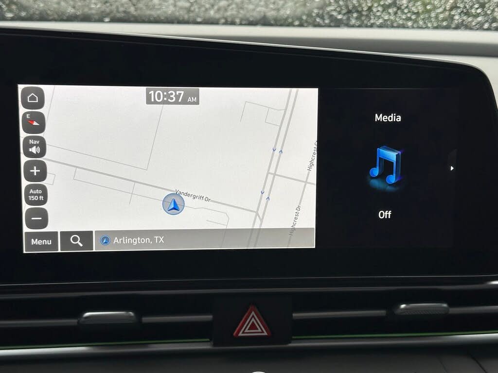 Image of 2024 Hyundai Elantra