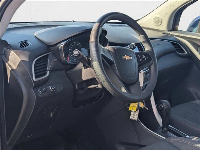 2017 Chevrolet Trax LS
                                    for sale in Miami, FL – photo 32