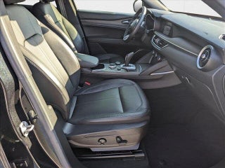2022 Alfa Romeo Stelvio thumbnail – Miami, FL – 44