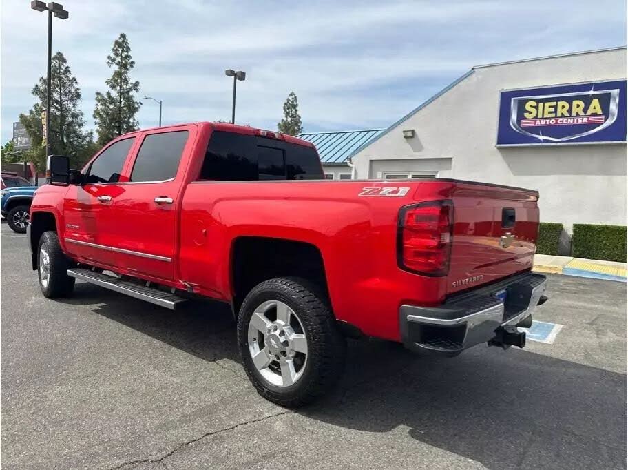 Image of 2016 Chevrolet Silverado 2500HD