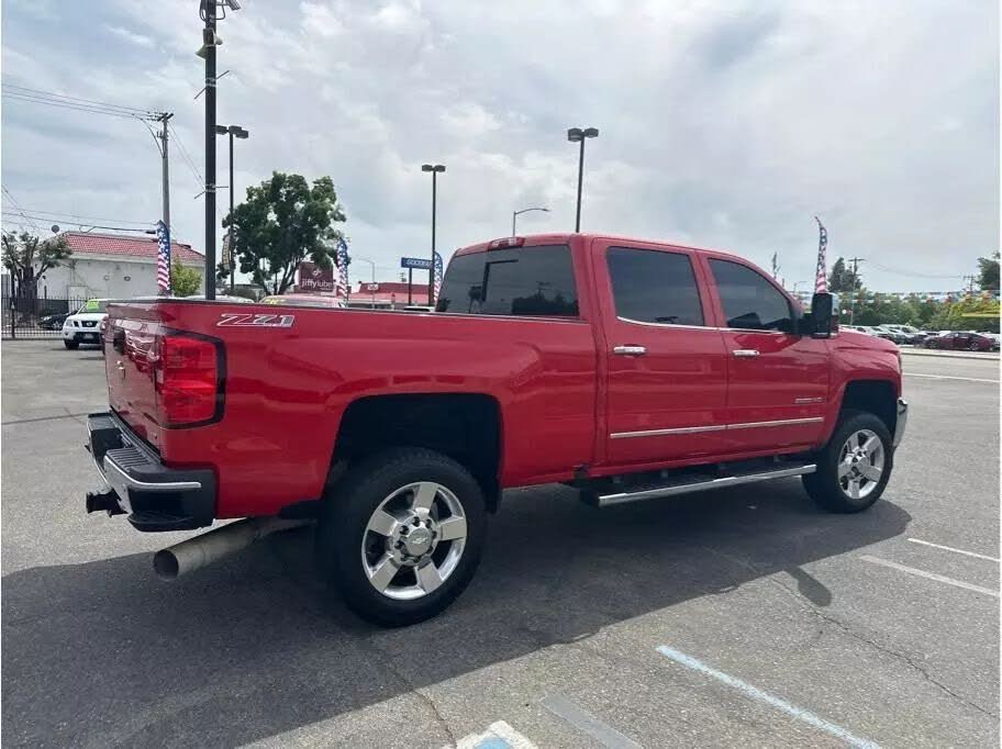Image of 2016 Chevrolet Silverado 2500HD