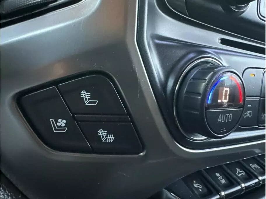 Image of 2016 Chevrolet Silverado 2500HD