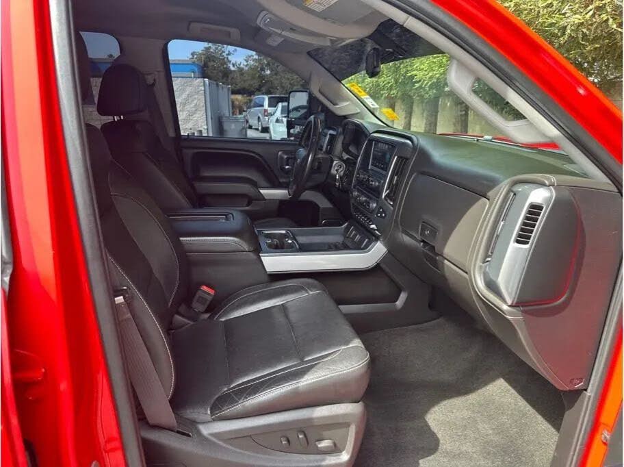 Image of 2016 Chevrolet Silverado 2500HD