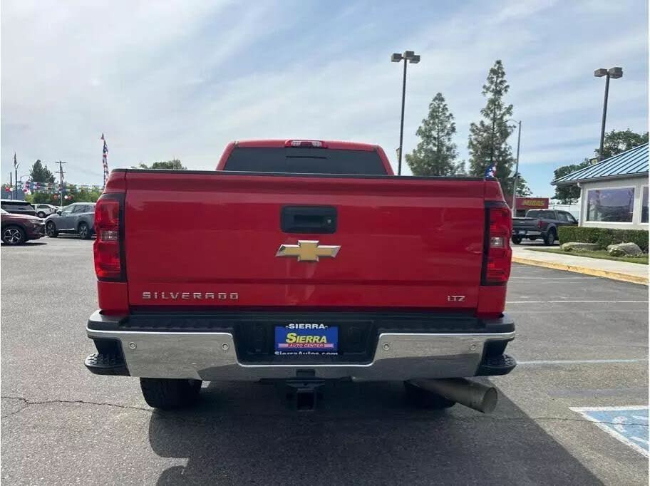 Image of 2016 Chevrolet Silverado 2500HD