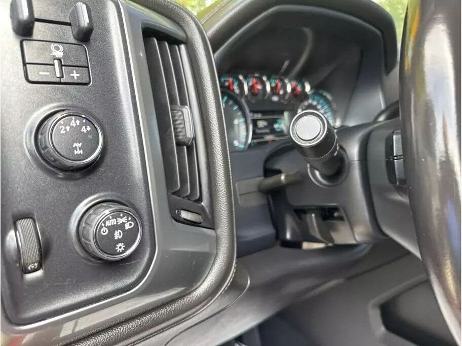 Image of 2016 Chevrolet Silverado 2500HD
