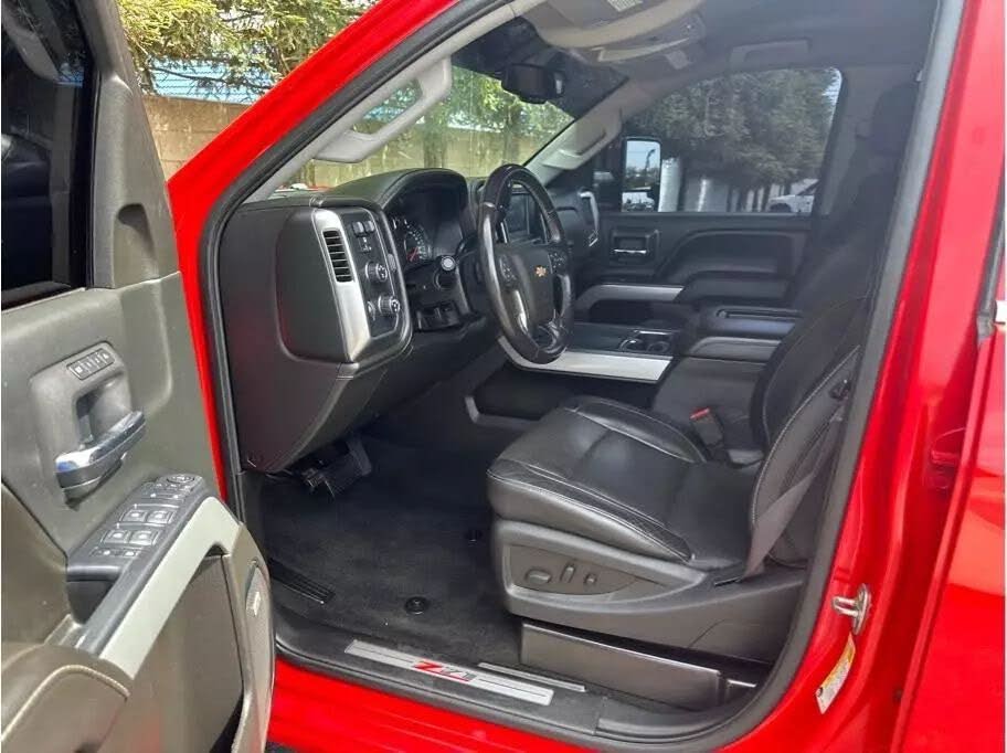 Image of 2016 Chevrolet Silverado 2500HD