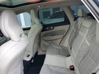 2022 Volvo XC60 thumbnail – Miami, FL – 14