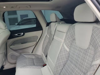 2022 Volvo XC60 thumbnail – Miami, FL – 16