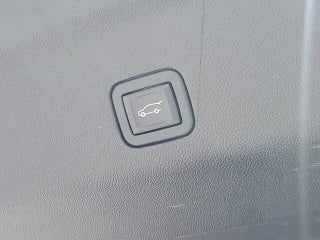 2022 GMC Yukon XL thumbnail – Lighthouse Point, FL – 32