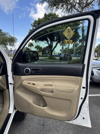 2011 Toyota Tacoma thumbnail – Plantation, FL – 20