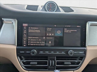 2019 Porsche Macan thumbnail – Davie, FL – 32