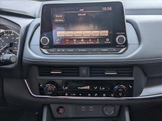 2024 Nissan Rogue thumbnail – Pembroke Pines, FL – 11