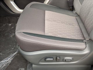 2024 Nissan Titan thumbnail – Pembroke Pines, FL – 4