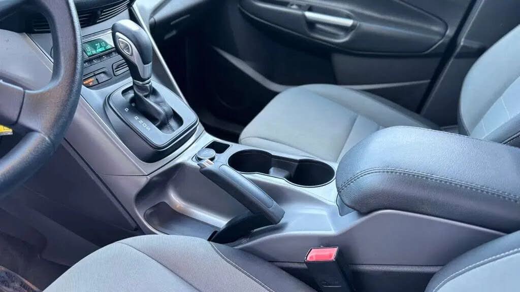 2016 Ford Escape SE
                                    for sale in Pompano Beach, FL – photo 19