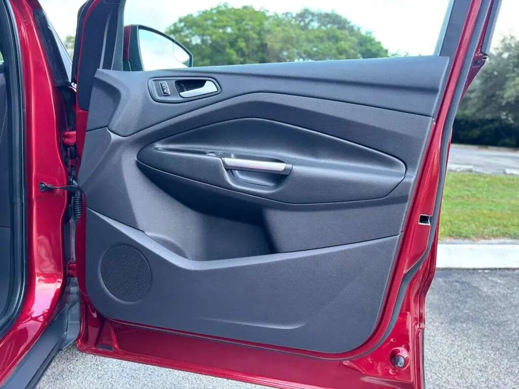 2016 Ford Escape SE
                                    for sale in Pompano Beach, FL – photo 29