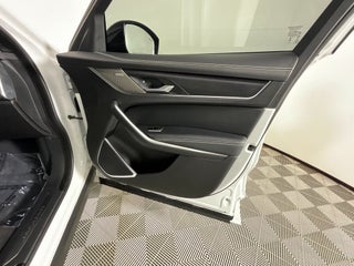 2025 Jaguar F-PACE thumbnail – North Miami, FL – 17
