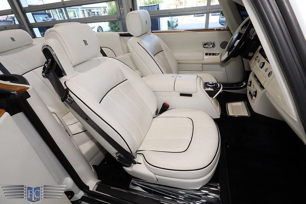 2017 Rolls-Royce Phantom Drophead Coupe Base
                                    for sale in Fort Lauderdale, FL – photo 22