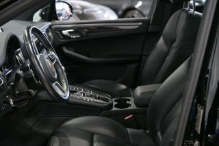 2021 Porsche Macan thumbnail – Doral, FL – 19