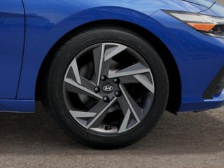 Image of 2025 Hyundai Elantra