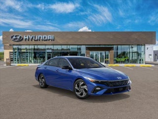 Image of 2025 Hyundai Elantra