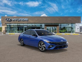 Image of 2025 Hyundai Elantra